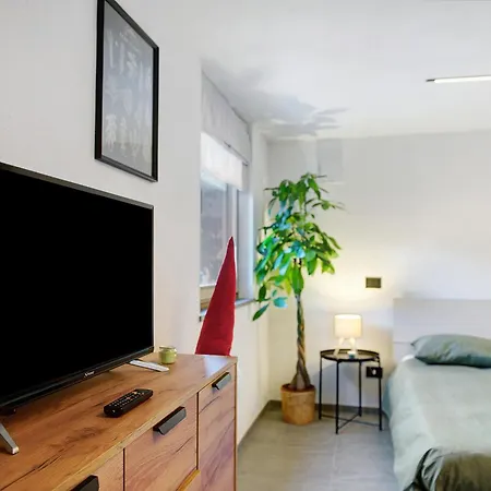 아파트 La Piece De Leo 샤티옹